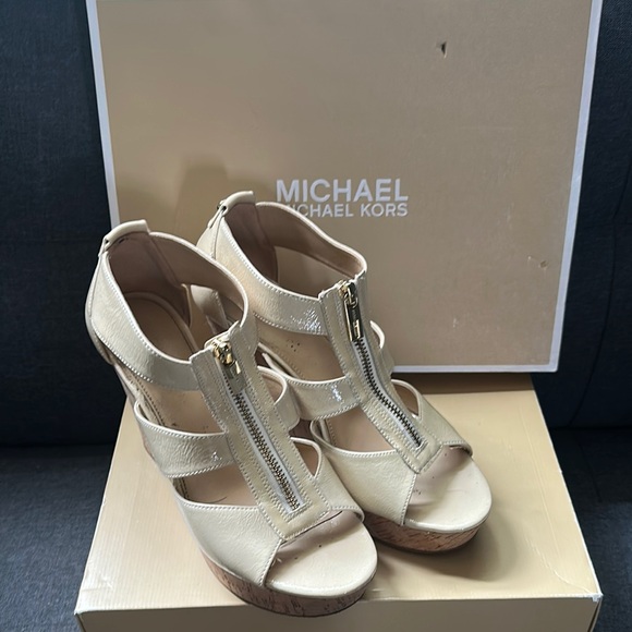Michael Kors Beige Strappy Wedges - Picture 1 of 4